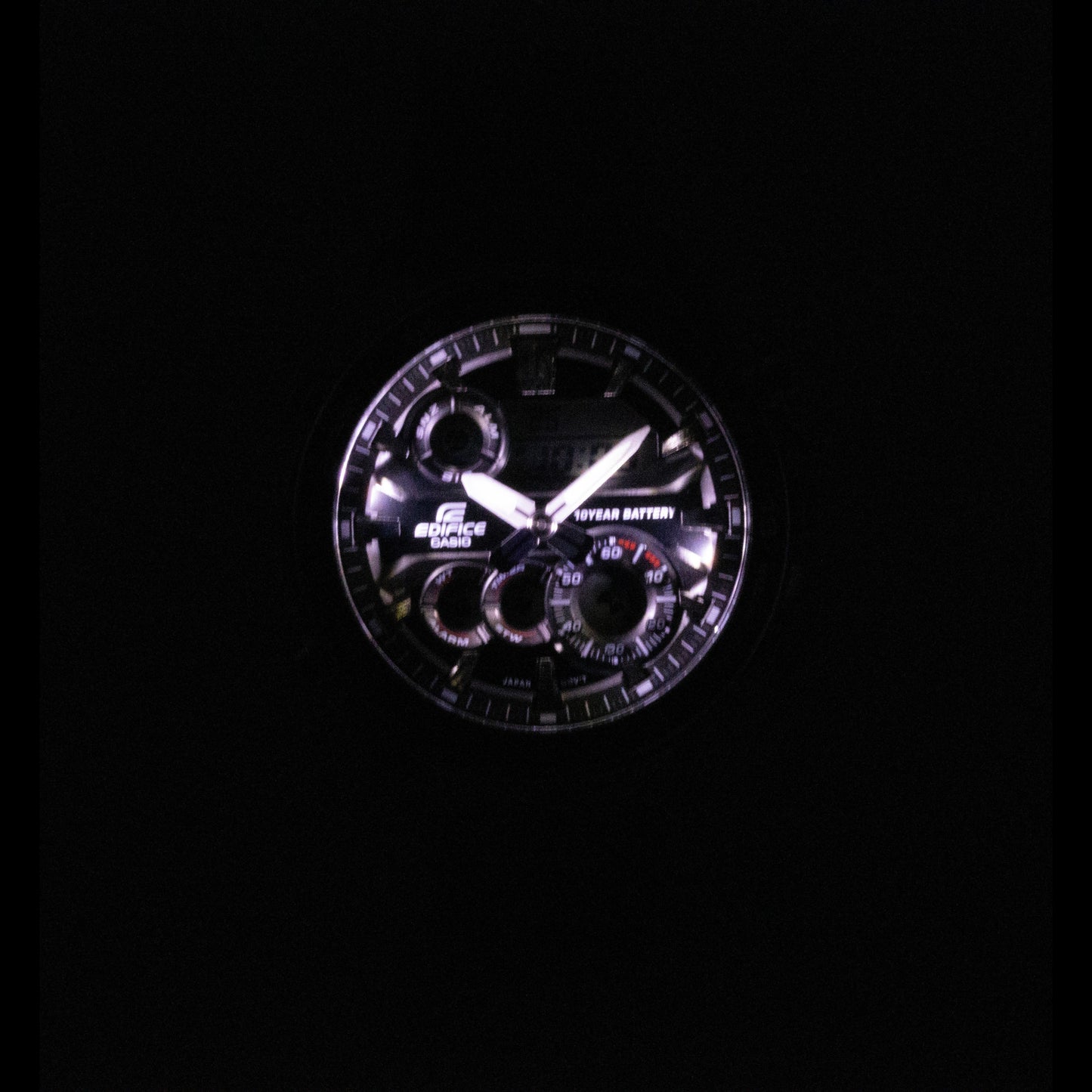 Casio Edifice Analog Digital Edelstahl Schwarzes Zifferblatt Quarz ERA-130D-1A 100M Herrenuhr