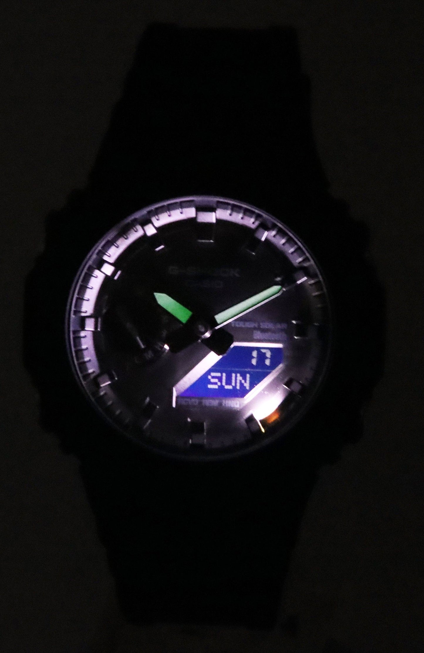 Casio G-Shock Mobile link Analog Digital Solar GA-B2100-1A1 GAB2100-1A1 200M Herrenuhr