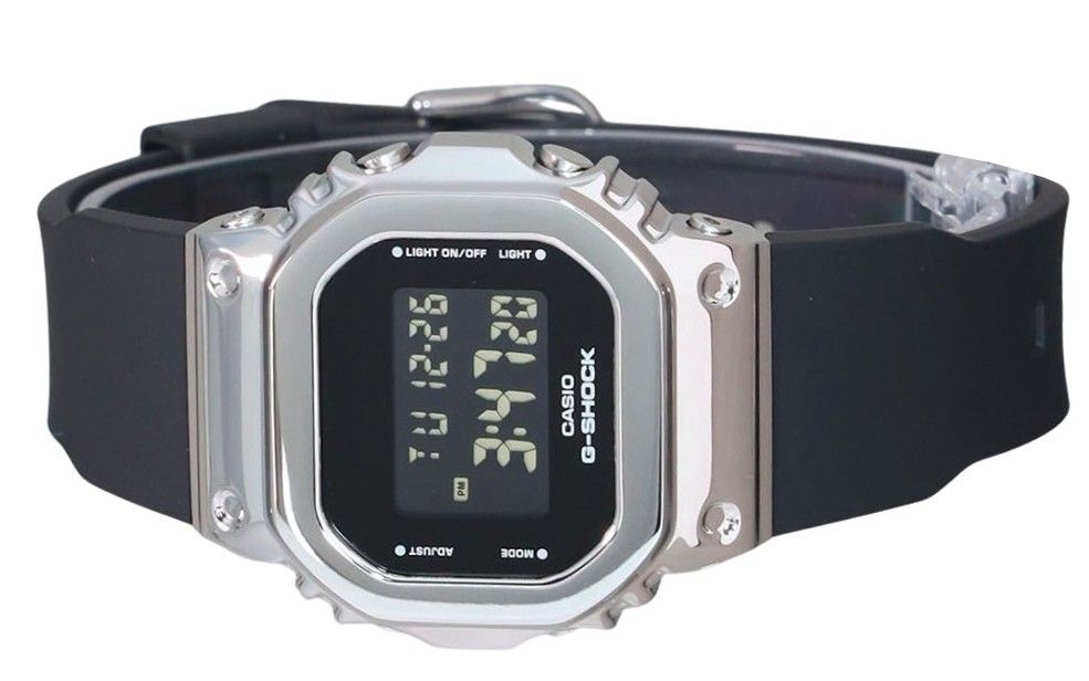 Casio G-Shock Digital Metal Bezel Resin Strap Quarz GM-5600U-1 200M Herrenuhr