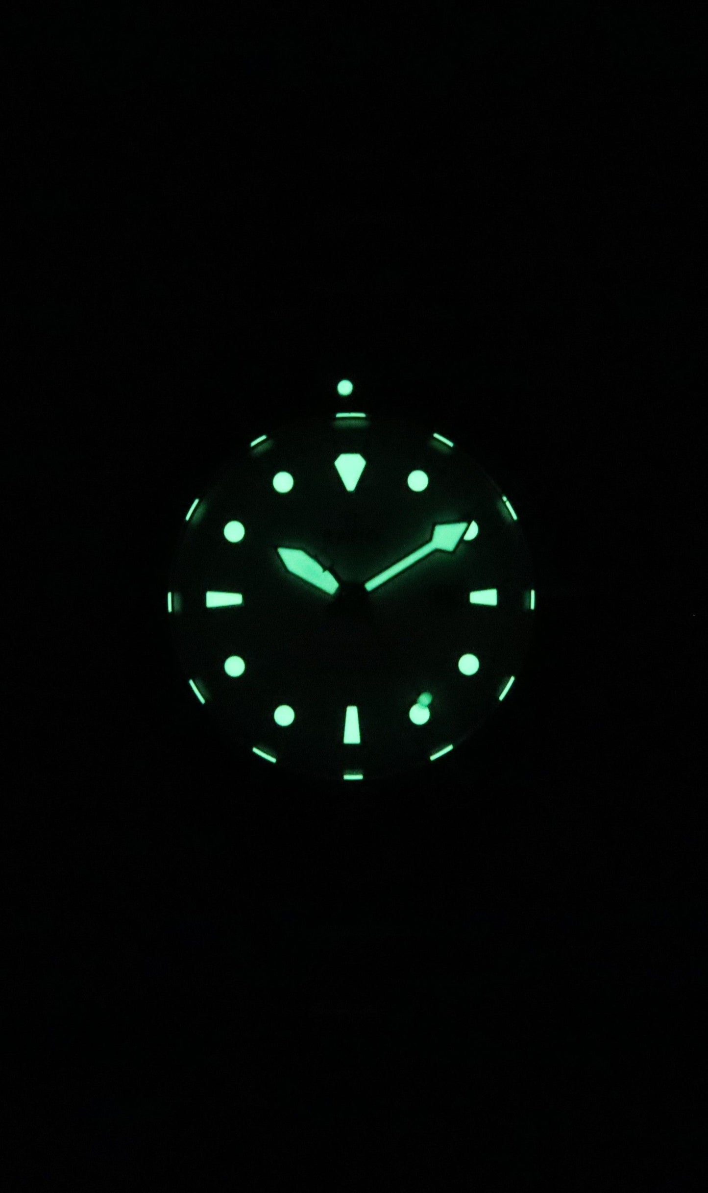 Ratio FreeDiver Sapphire Edelstahl White Dial Automatik RTFL833 200M Damenuhr