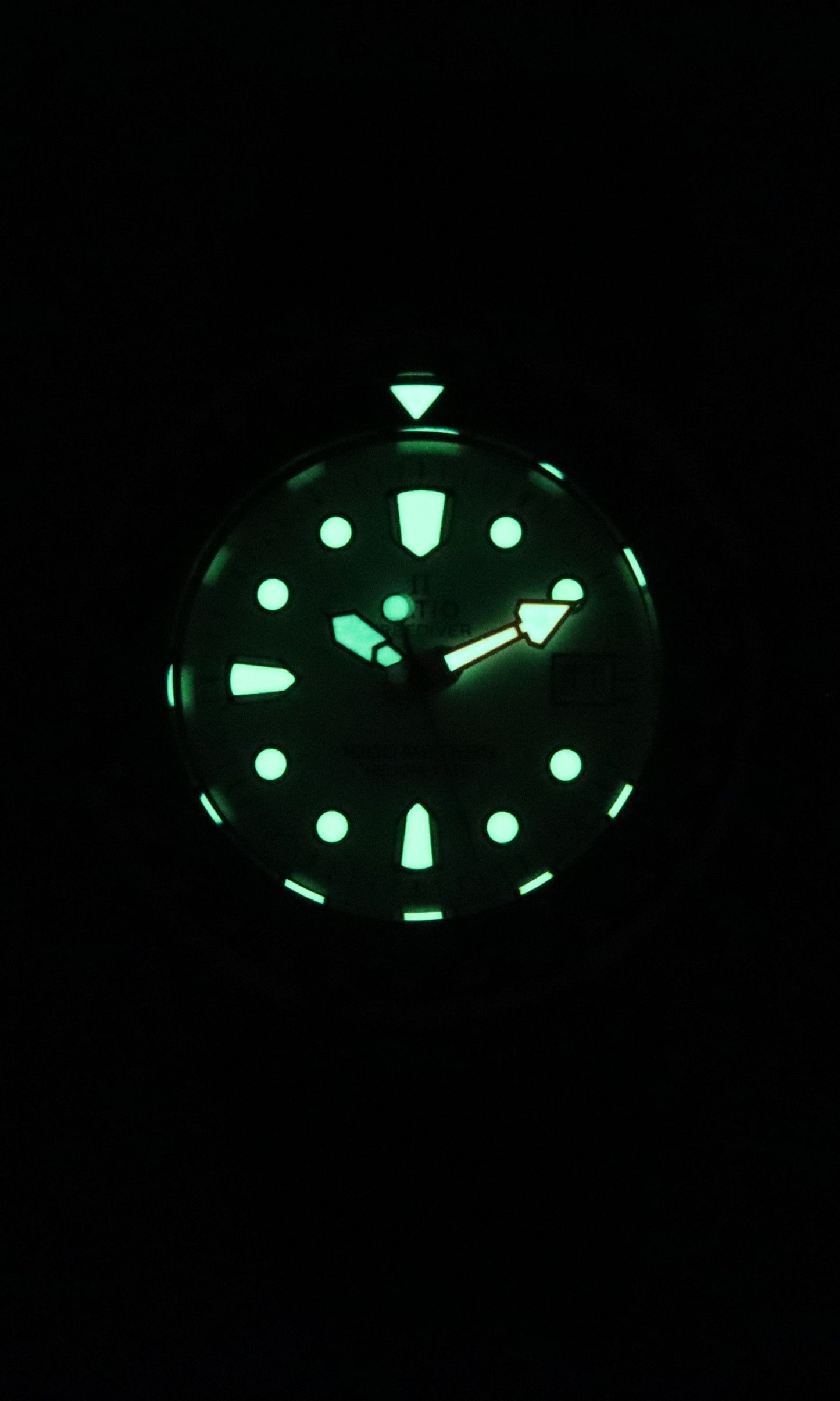 Ratio FreeDiver Helium Safe Sapphire Quarz White Dial 1038EF102V-WHT 1000M Herrenuhr