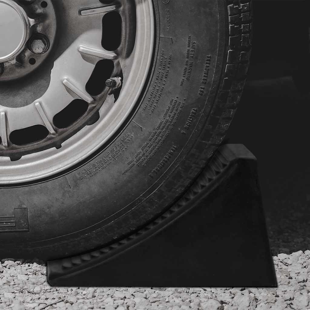 Wheel Chocks 4 pcs. 16x9x9 cm Rubber