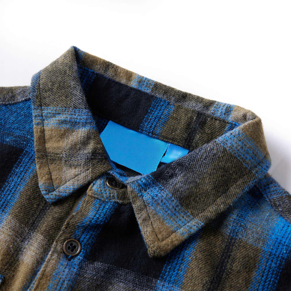 Chemise d'enfant avec col rabattable 104