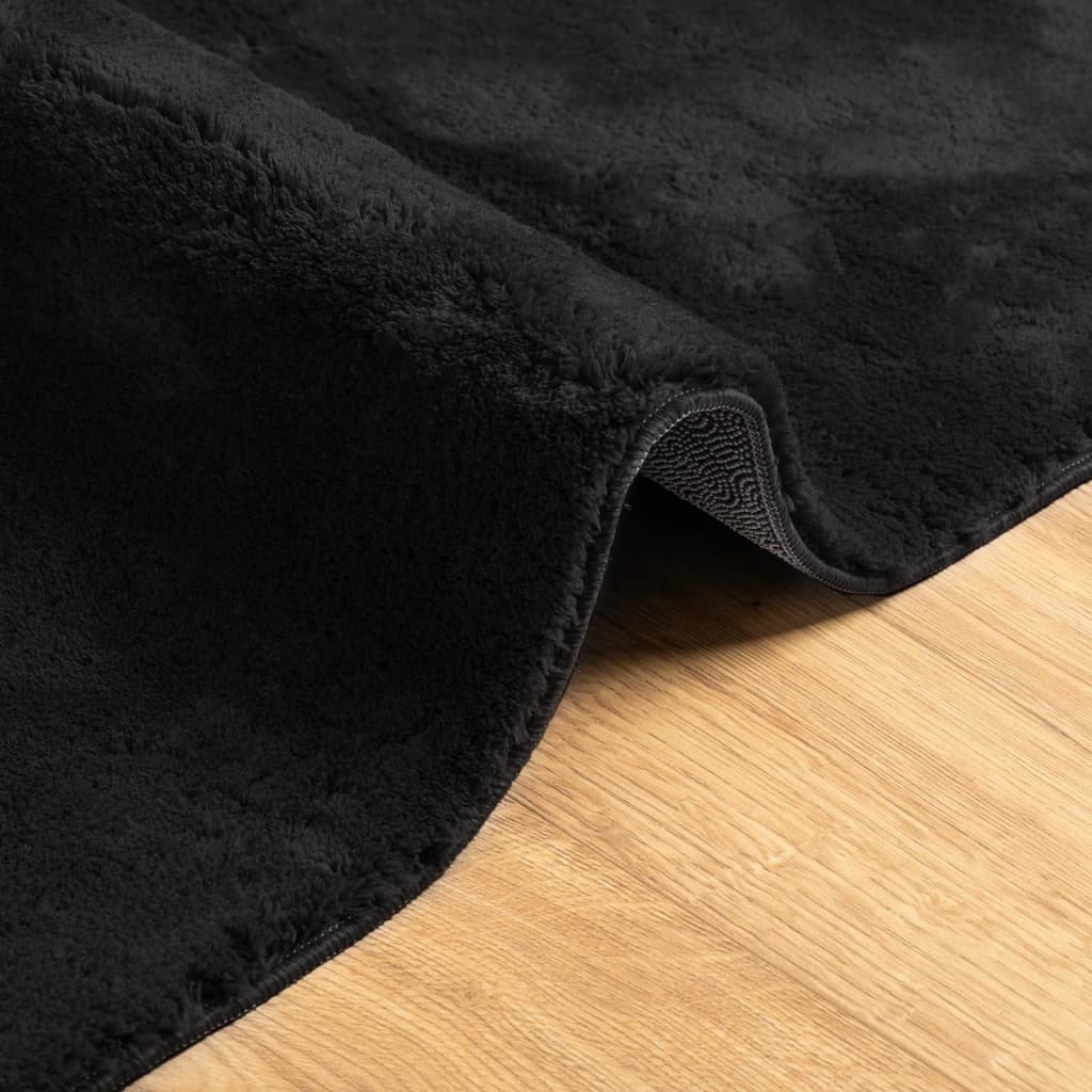 HUARTE Low Pile Carpet, Soft and Washable, Black, 140x200 cm