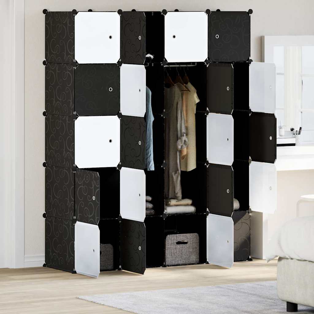 Rayonnage composé de 20 cubes et de tringles de suspension en PP