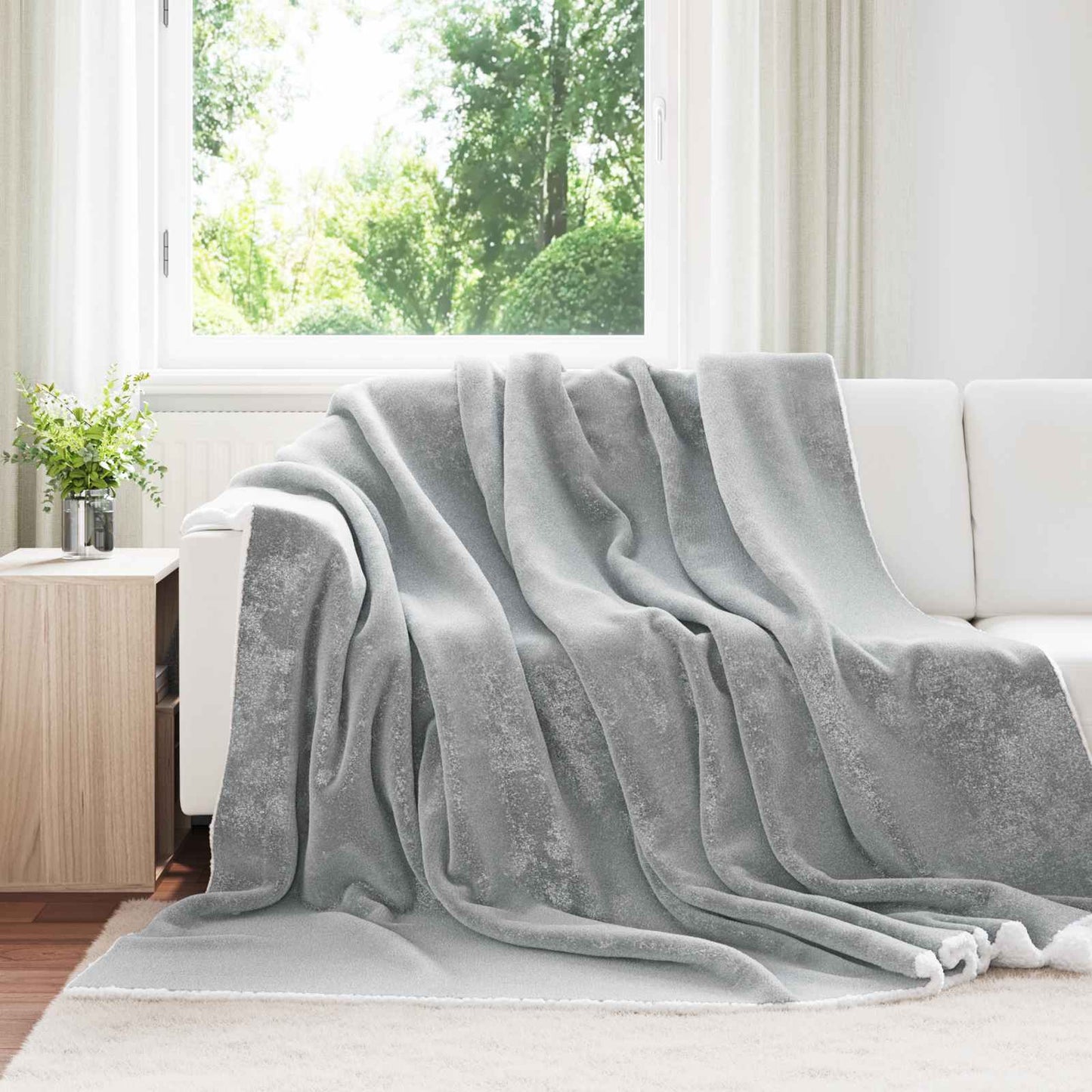 Jeté de lit gris 240 x 270 cm polaire