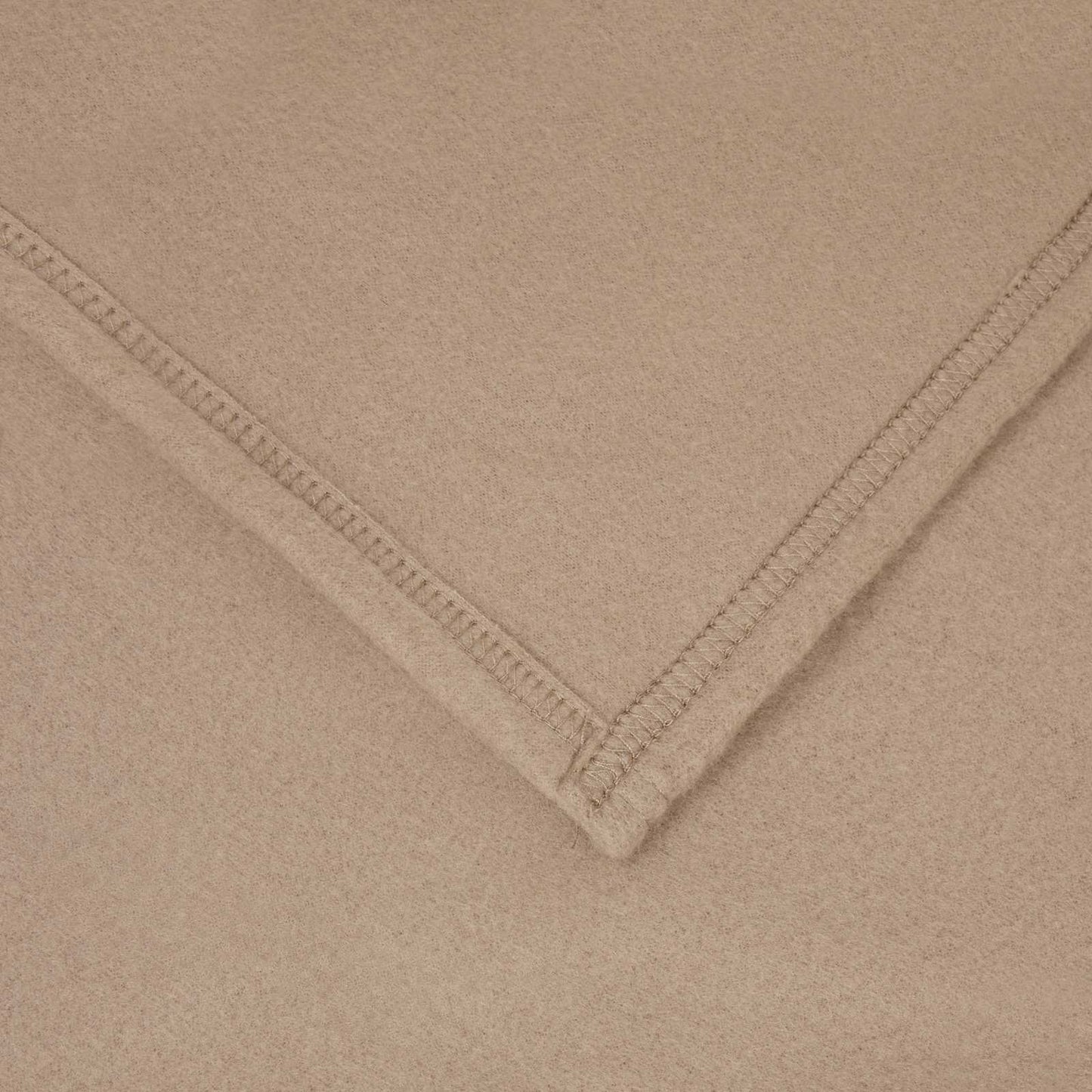 Überwurfdecke Kamel 240 x 220 cm Fleece