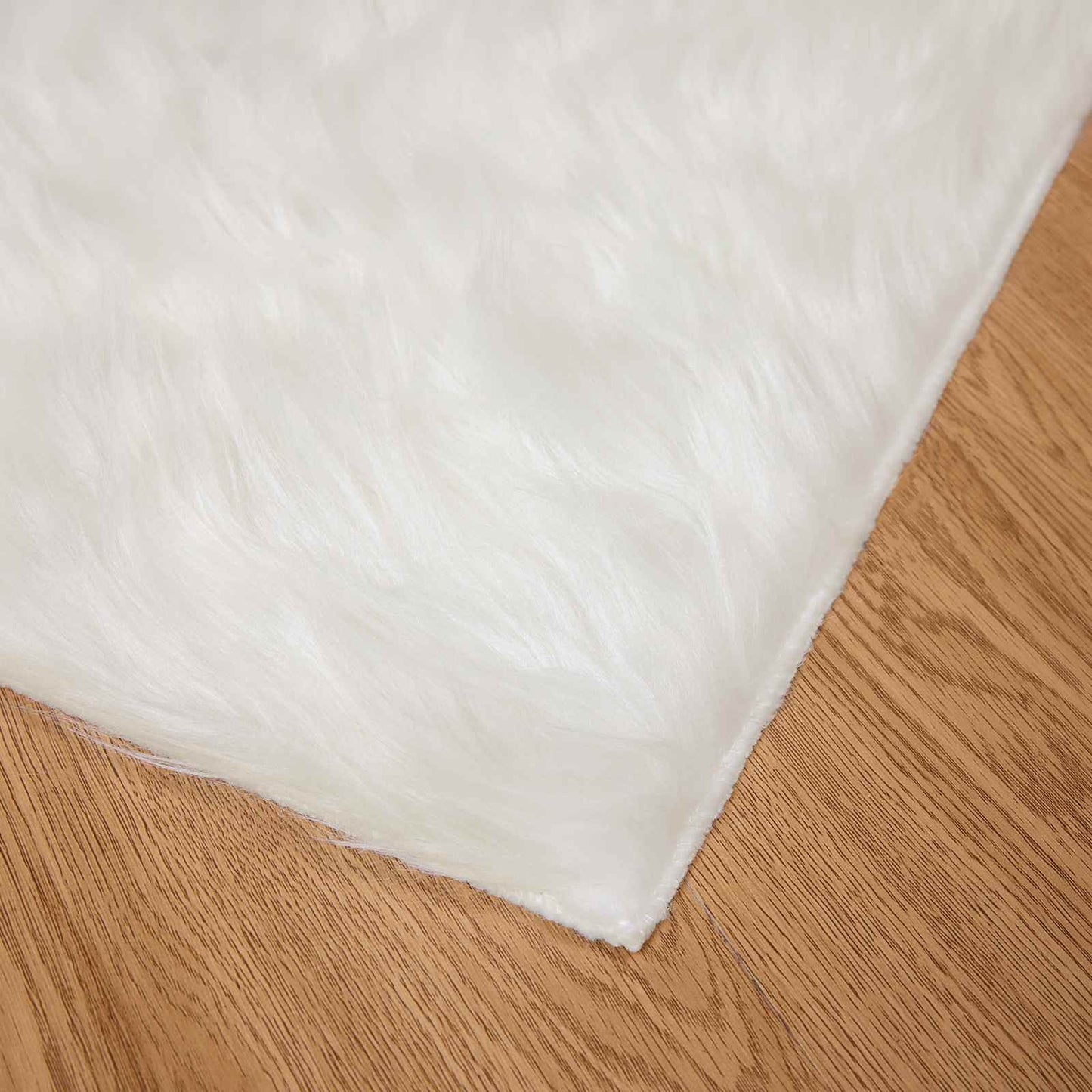 Kunstschaffell Teppich Tafalla Weiß 240 x 340 cm Polyester