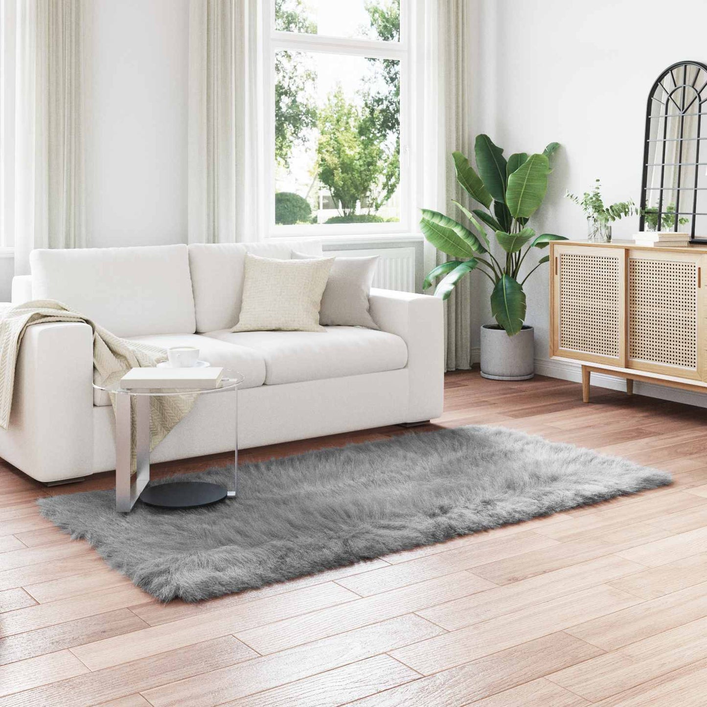 Tapis en fausse fourrure de mouton Tafalla gris 100 x 200 cm polyester