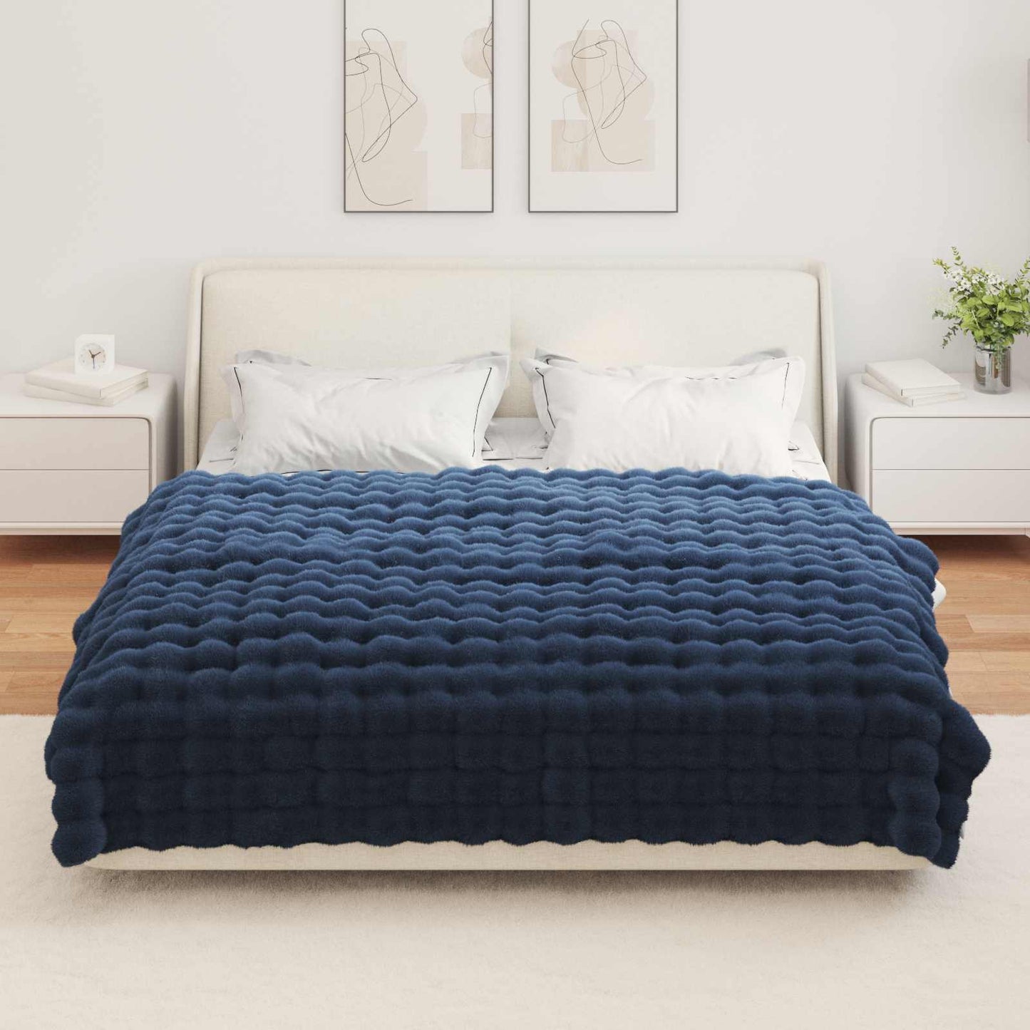 Couverture en fausse fourrure de lapin Olite bleu marine 150 x 220 cm