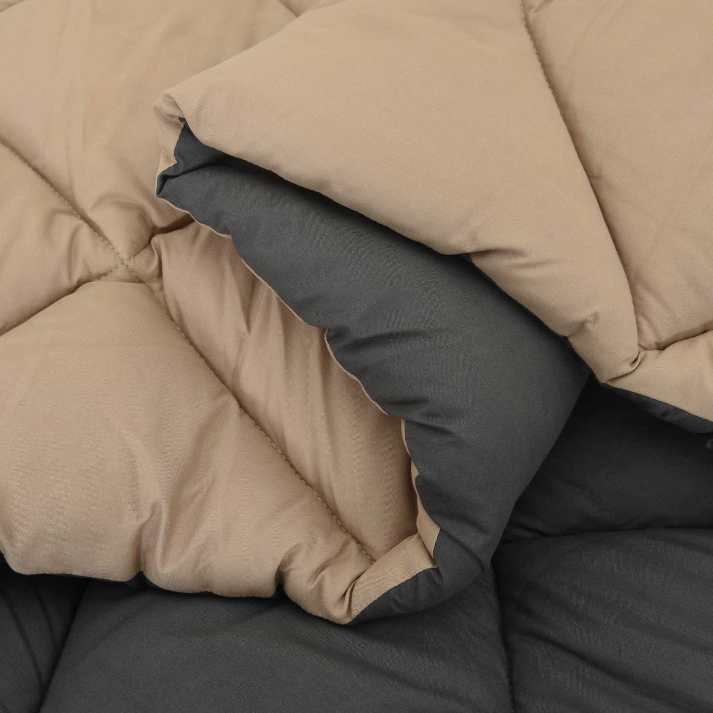 Ganzjahresbettdecke Anthrazit und Taupe 200 x 135 cm Mikrofaser