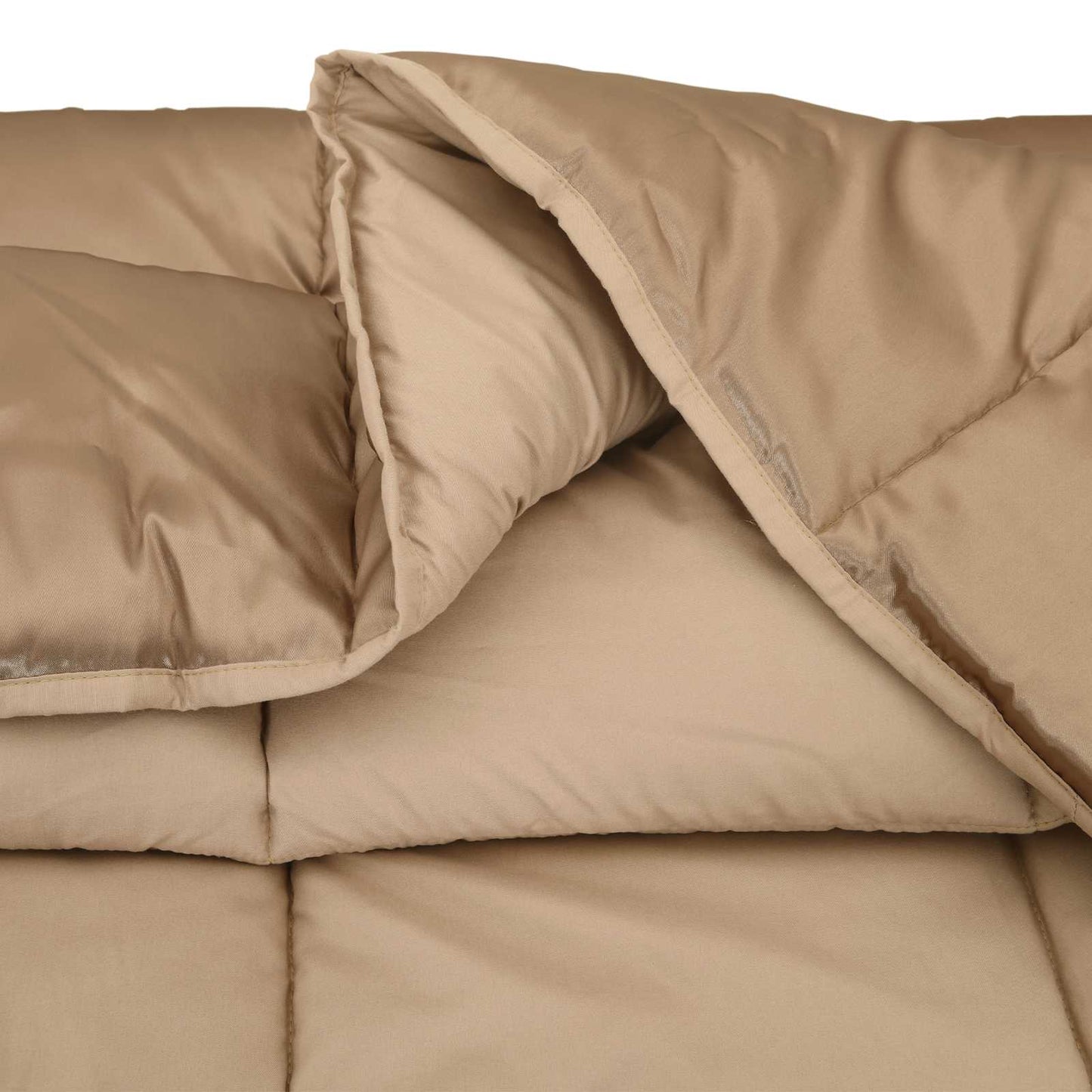 Winterbettdecke Gold 220 x 155 cm Satin und Mikrofaser