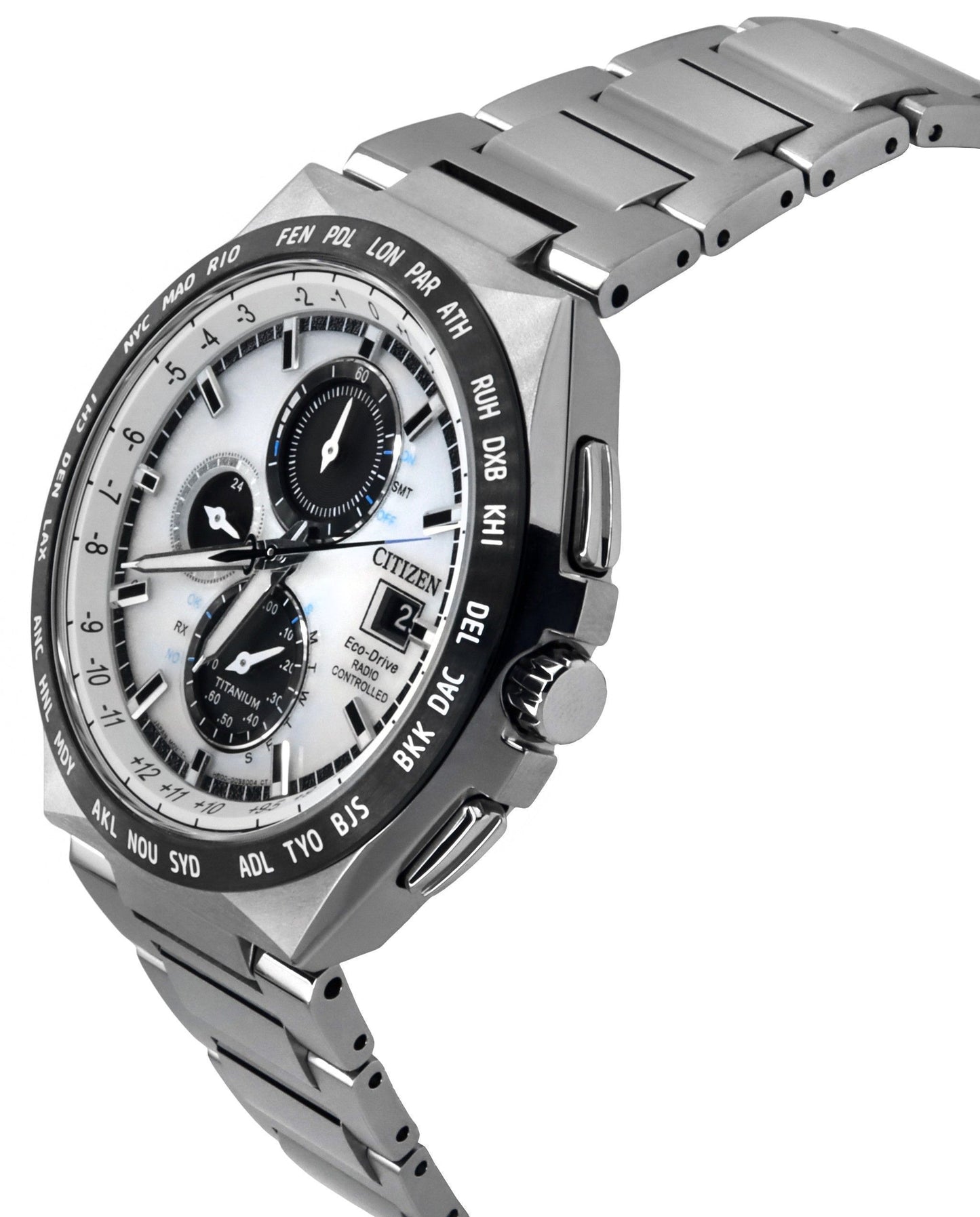 Citizen Eco-Drive Radio Controlled GMT Chronograph Super Titanium Silberfarbenes Zifferblatt AT8238-84A 100M Herrenuhr