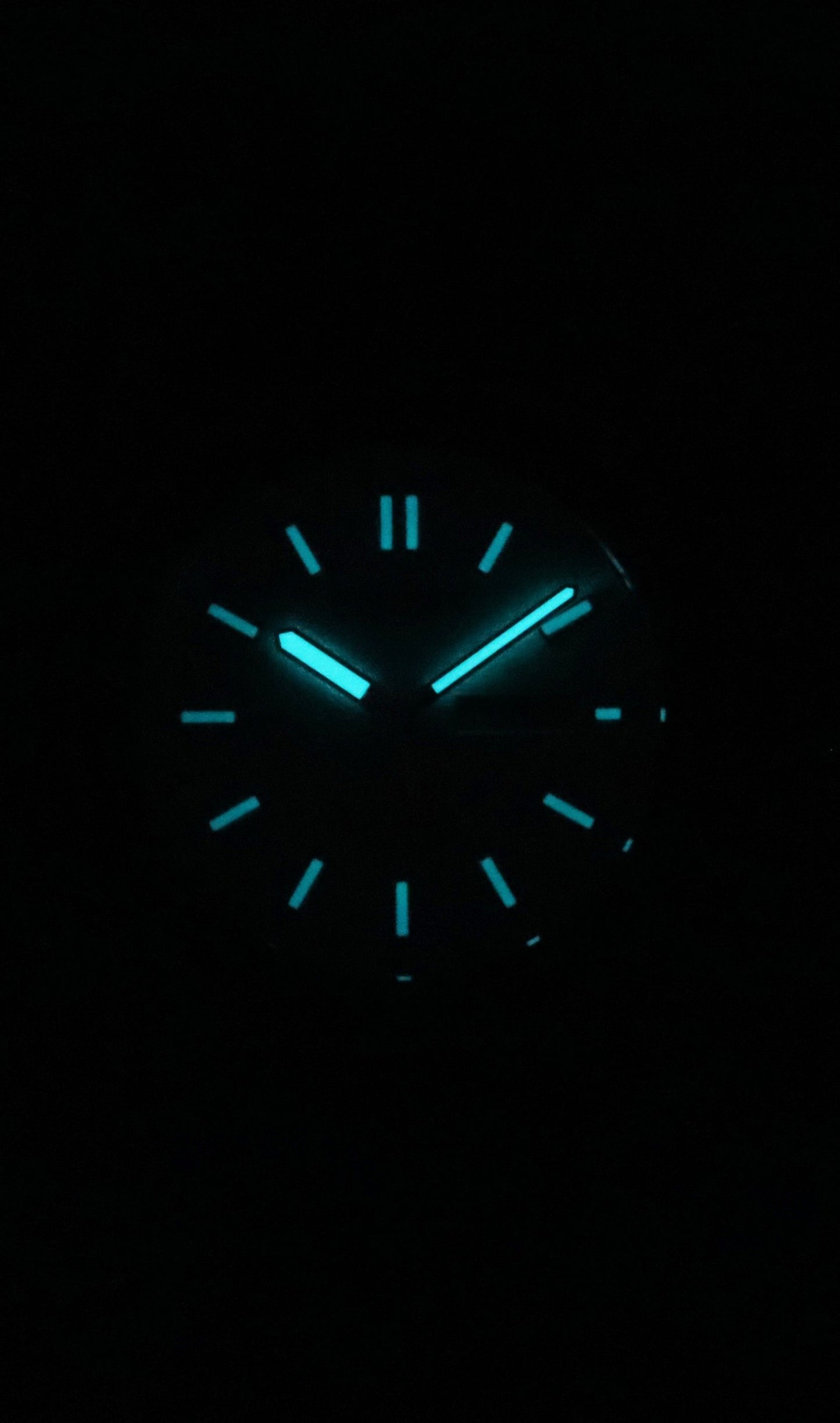 Citizen Zenshin Super Titanium Turquoise Dial Eco-Drive AW0130-85M 100M Herrenuhr