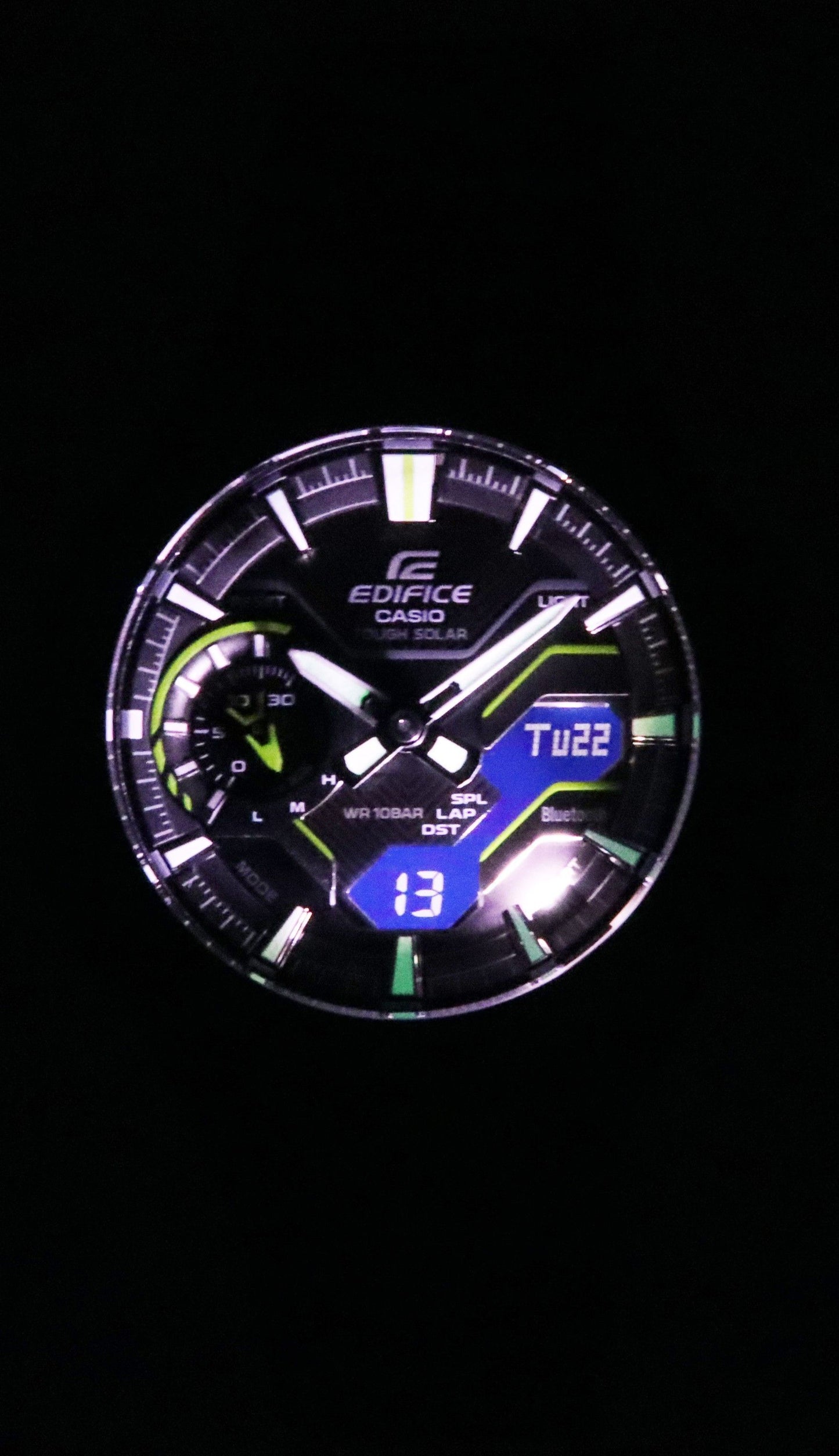 Casio Edifice Windflow Analog Digital Smartphone Link Schwarzes Zifferblatt Tough Solar ECB-2200RC-1A3 100M Herrenuhr