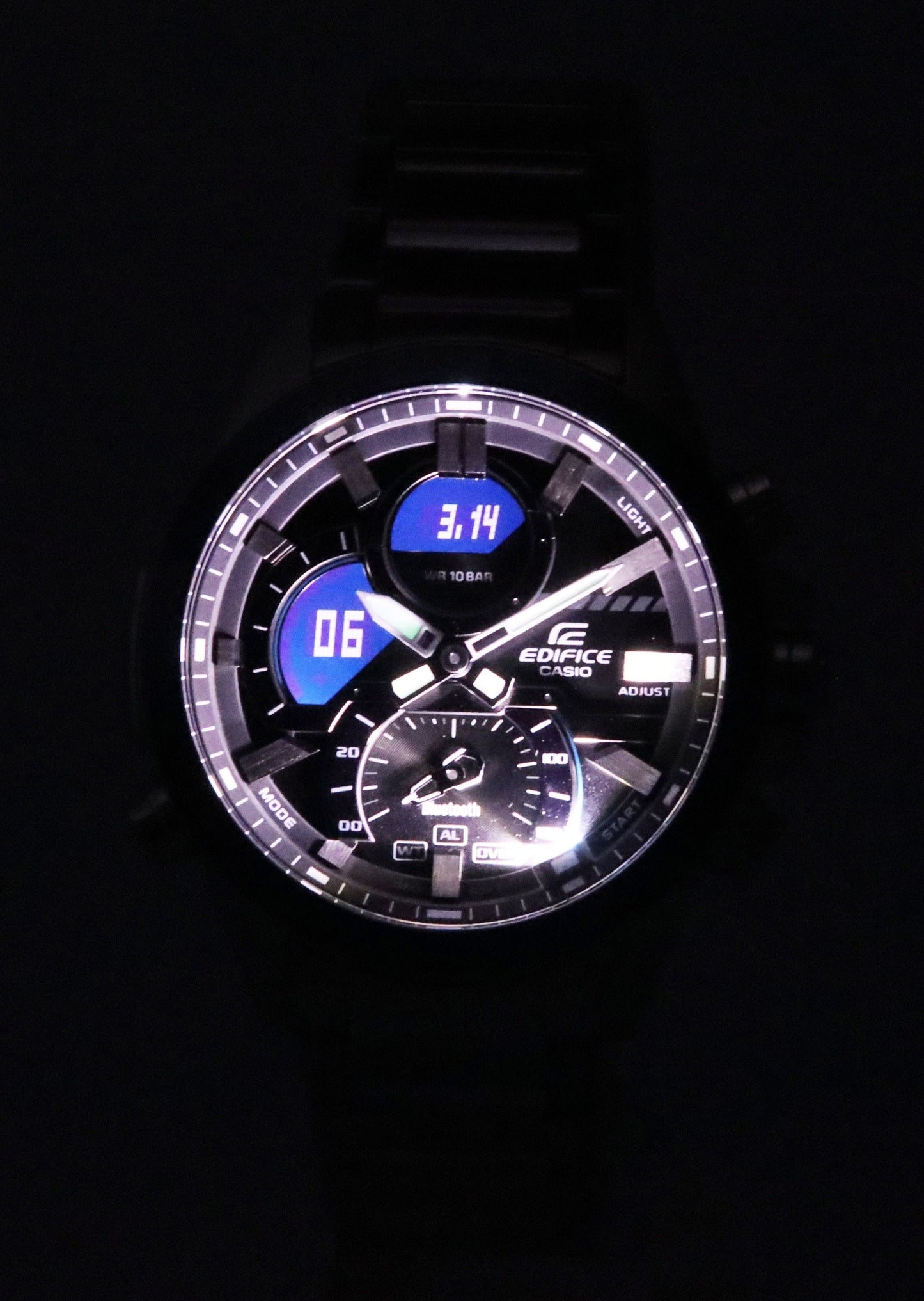 Casio Edifice Smartphone Link Analog Digital Schwarzes Zifferblatt Quarz ECB-30DB-1A 100M Herrenuhr