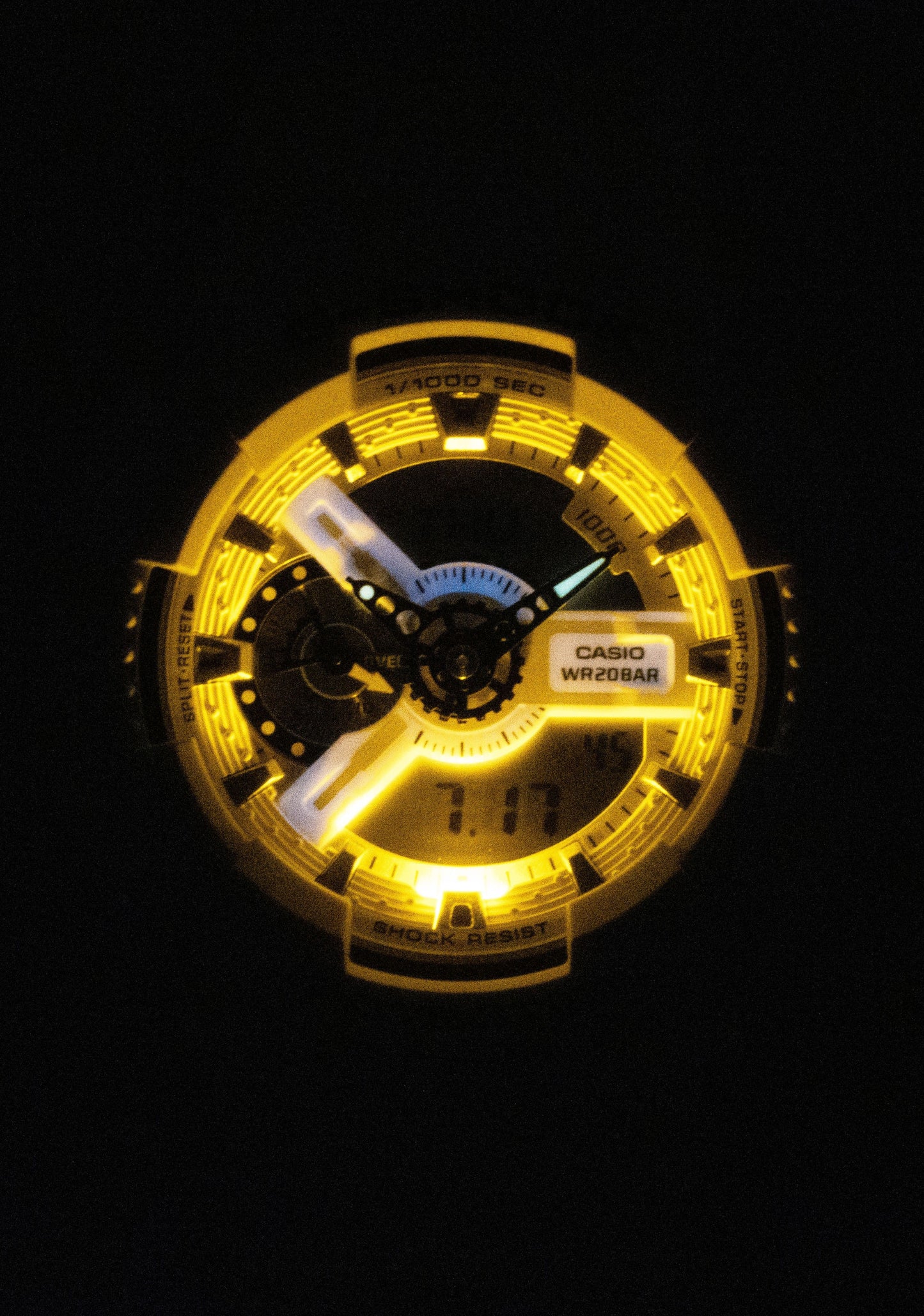 Casio G-Shock Analog Digital Resin Strap White Dial Quarz GA-110HDS-7A 200M Herrenuhr