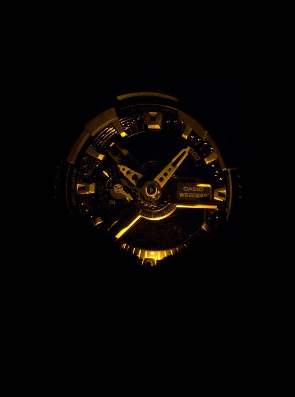 Casio G-Shock Special Color Shock Resistant Analog Digital GA-110HR-1A GA110HR-1A Herrenuhr