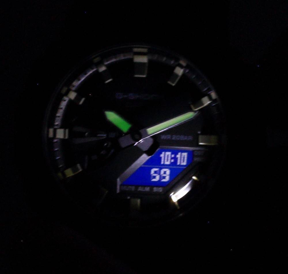 Casio G-Shock Analog Digital Carbon Core Guard GA-2110SU-3A GA2110SU-3 200M Herrenuhr