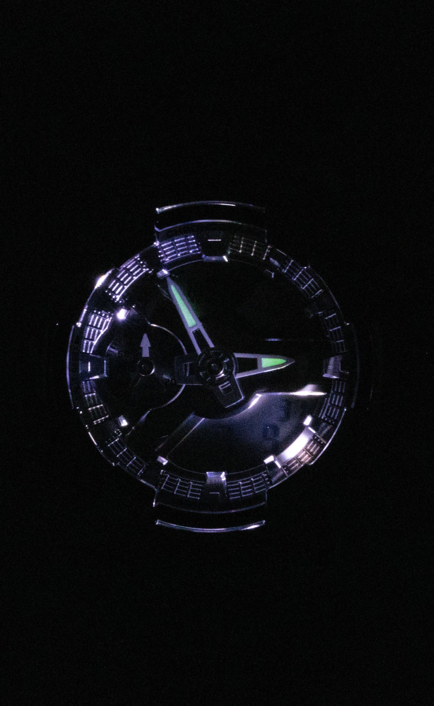 Casio G-Shock Analog Digital Edelstahl Graues Zifferblatt Quarz GM-110D-8A 200M Herrenuhr