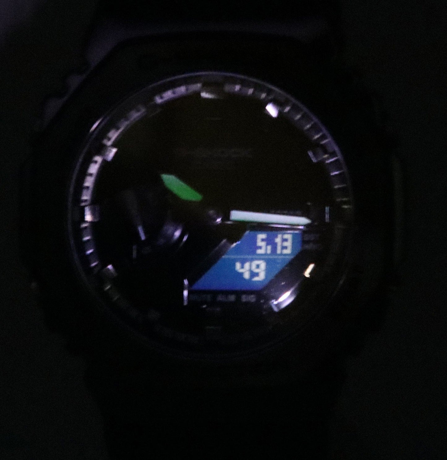 Casio G-Shock Metal Clad Analog Digital Quarz GM-2100BB-1A GM2100BB-1 200M Herrenuhr