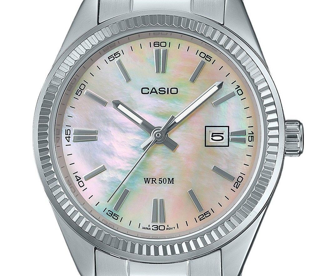 Casio Standard Analog Edelstahl Perlmutt-Zifferblatt Quarz LTP-1302DS-4AV Damenuhr