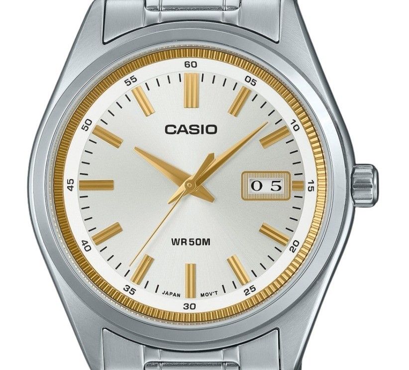 Casio Standard Analog Edelstahl Silberfarbenes Zifferblatt Quarz MTP-B180D-7AV Herrenuhr
