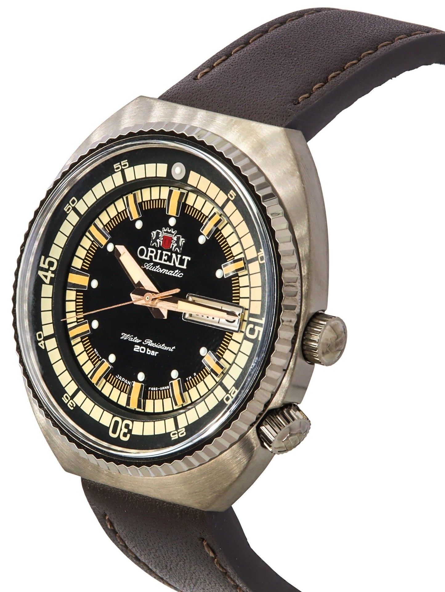 Orient Neo Classic Sports Brown Lederarmband Schwarzes Zifferblatt Automatik RA-AA0E06B19B RA-AA0E06B39B 200M Herrenuhr