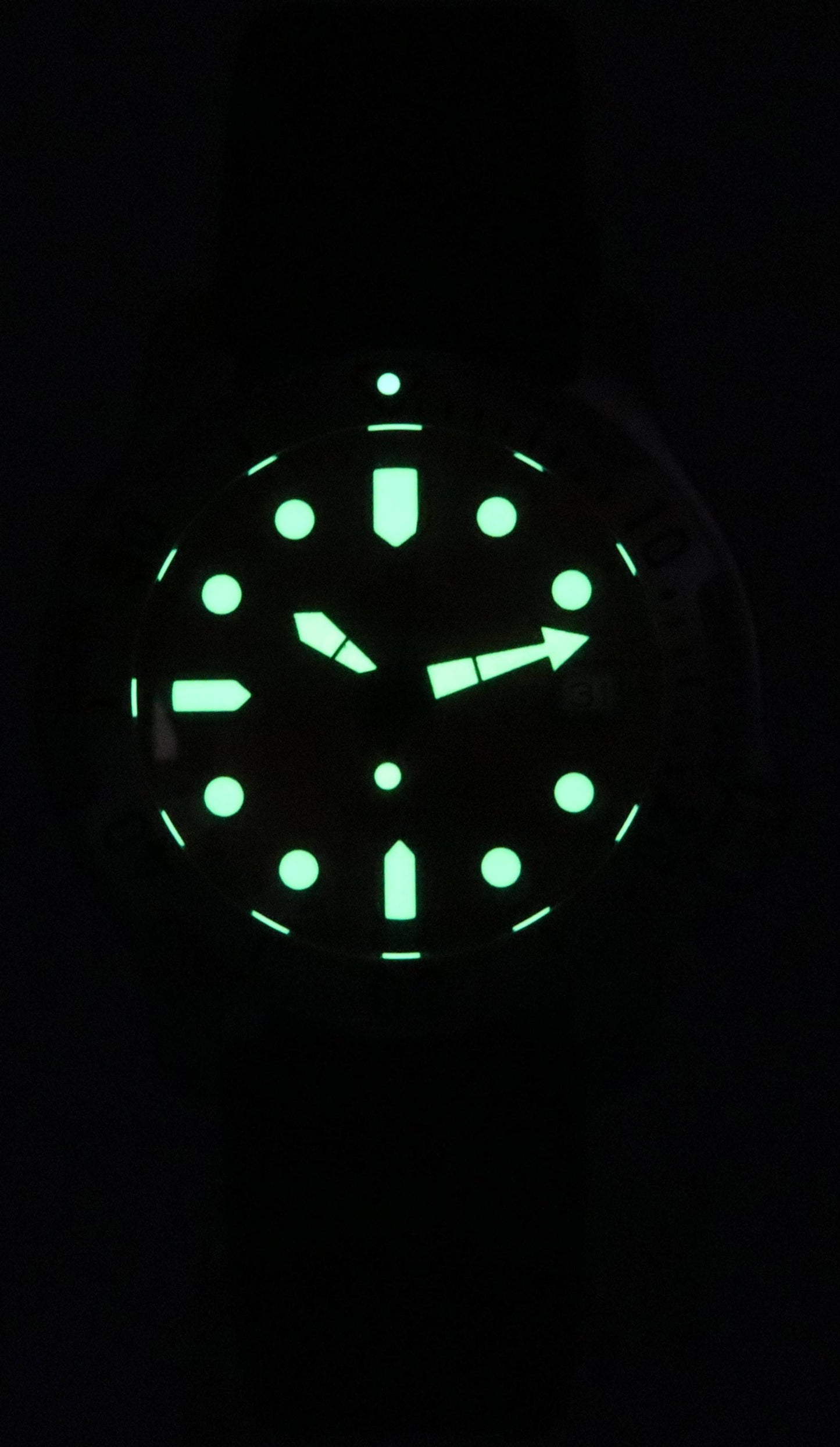 Ratio FreeDiver Professional Sapphire Orange Dial Quarz RTF025 200M Herrenuhr