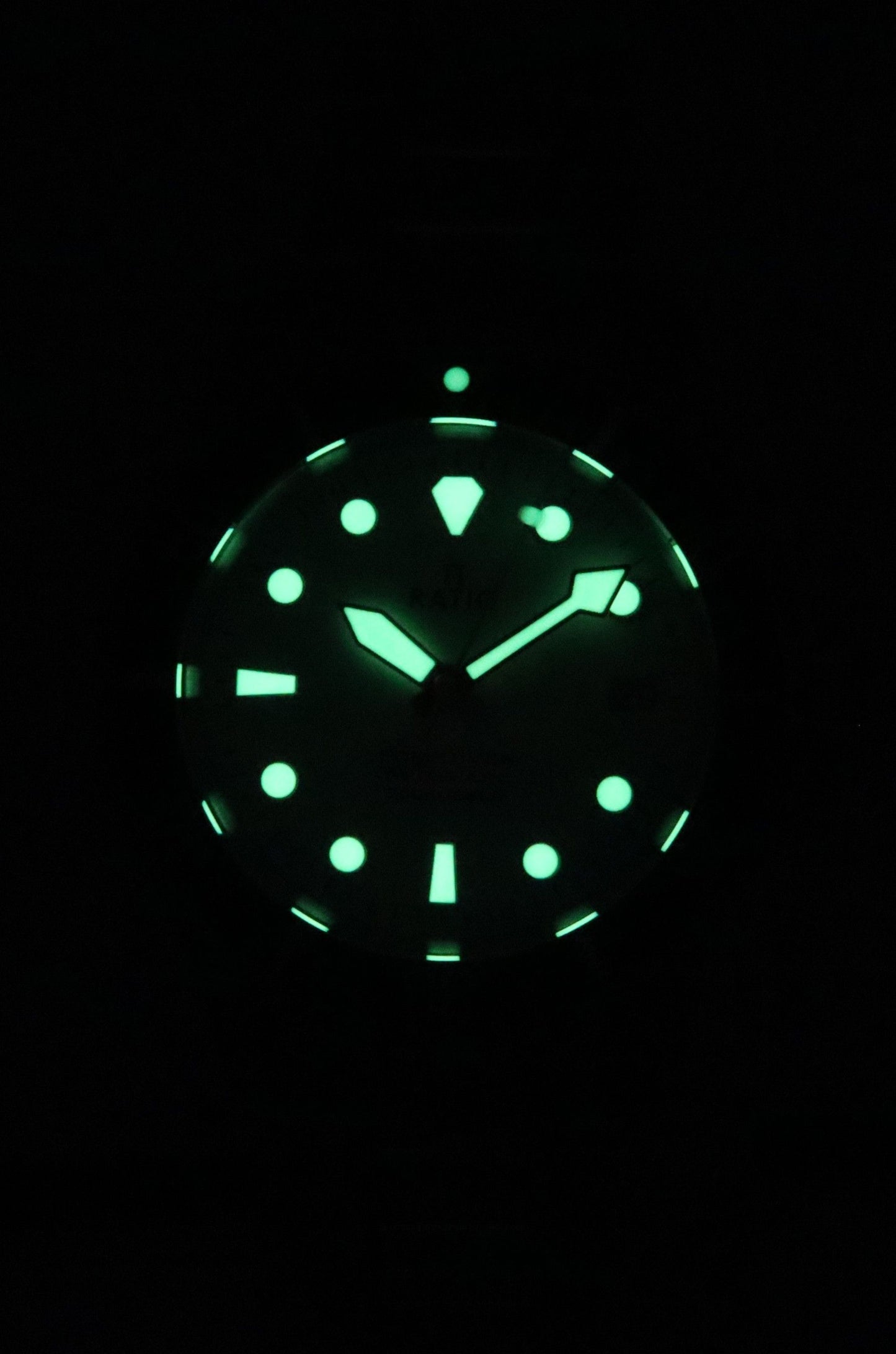 Ratio FreeDiver Sapphire Edelstahl White Dial Automatik RTF047 200M Herrenuhr
