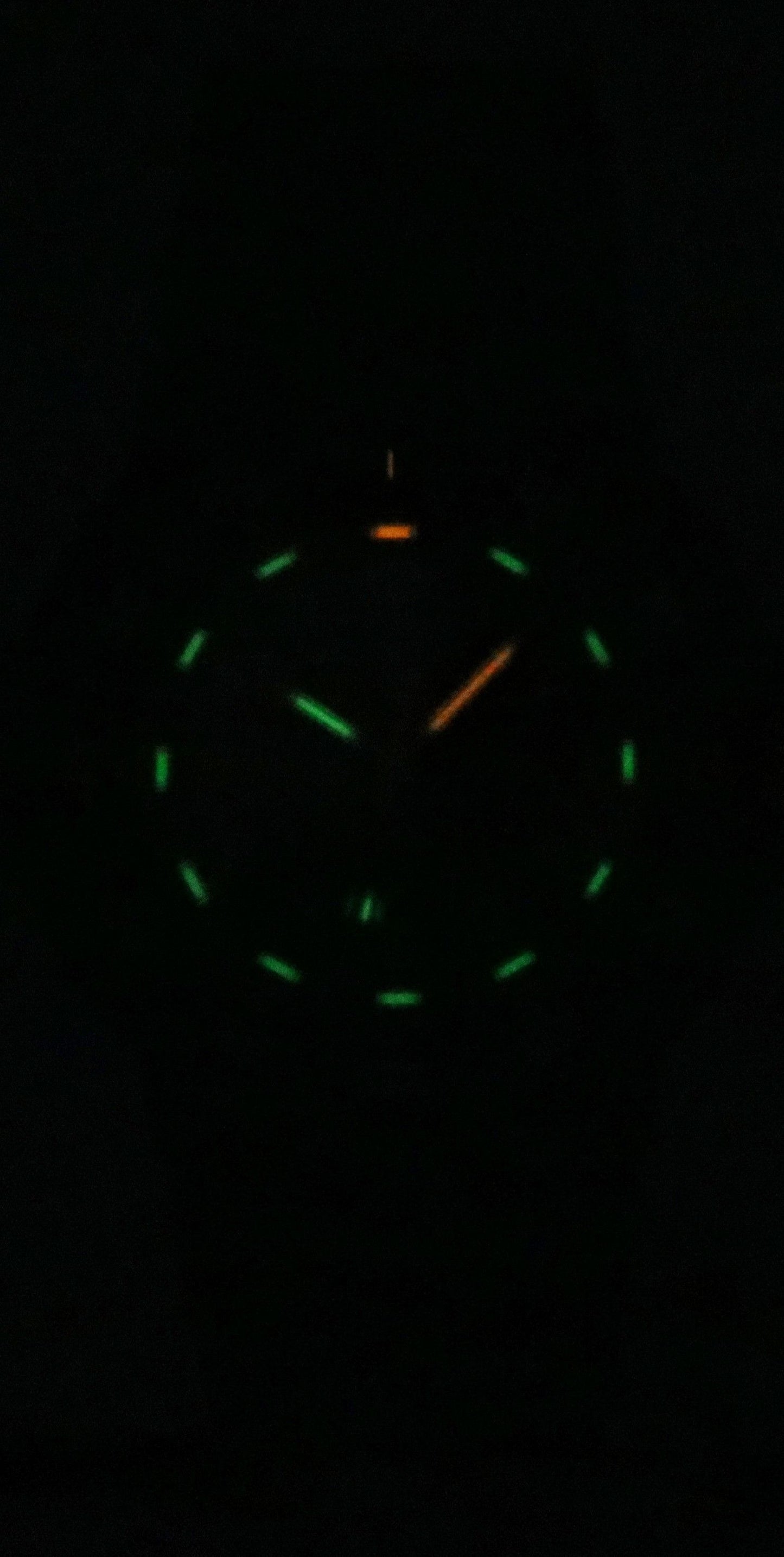 Luminox Original Navy Seal Rubber Strap Gr?nes Zifferblatt Quarz Taucher XS.3013.EVO.S 200M Herrenuhr