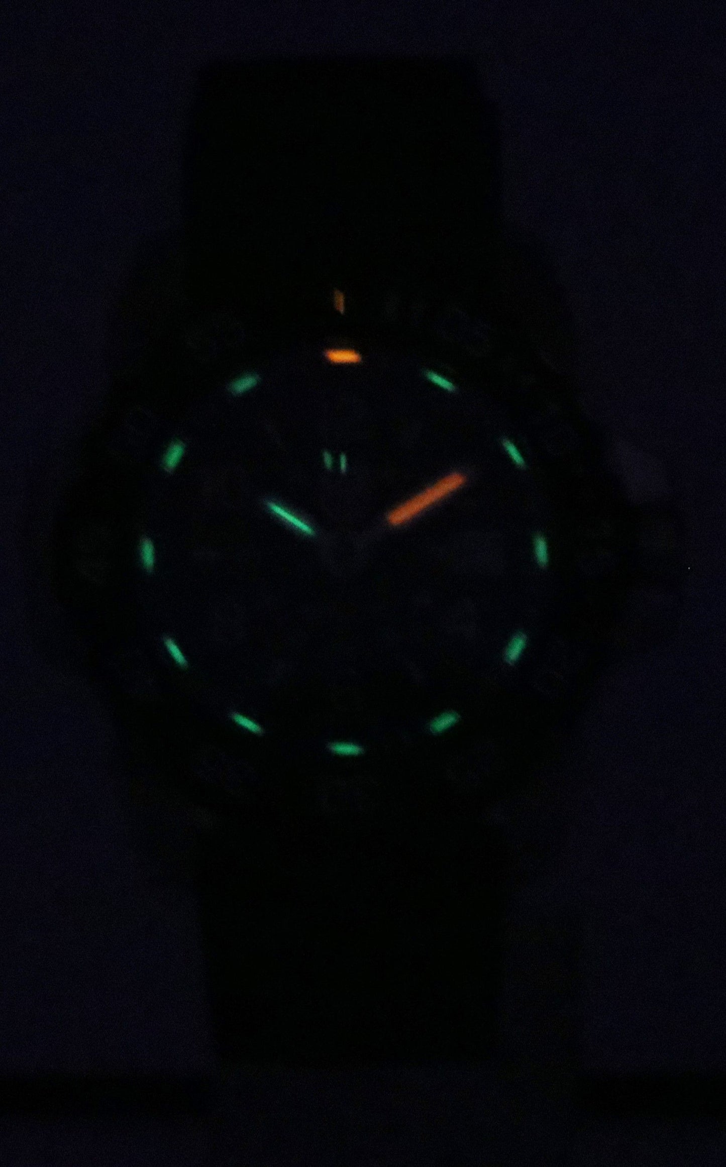 Luminox Navy Seal RSC Rubber Strap Schwarzes Zifferblatt Quarz Taucher XS.3251.CB 200M Herrenuhr